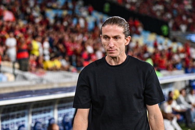 kaiyun-巴媒：克鲁塞罗解雇蒂特，费利佩·路易斯、加拉多等人是新帅候选